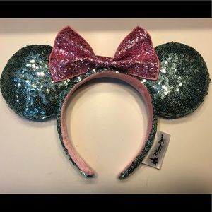 Minnie Mouse Ears Headband